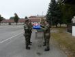 Príslušníci Základne mobilných KIS pri zabezpečovaní vojenských pôct